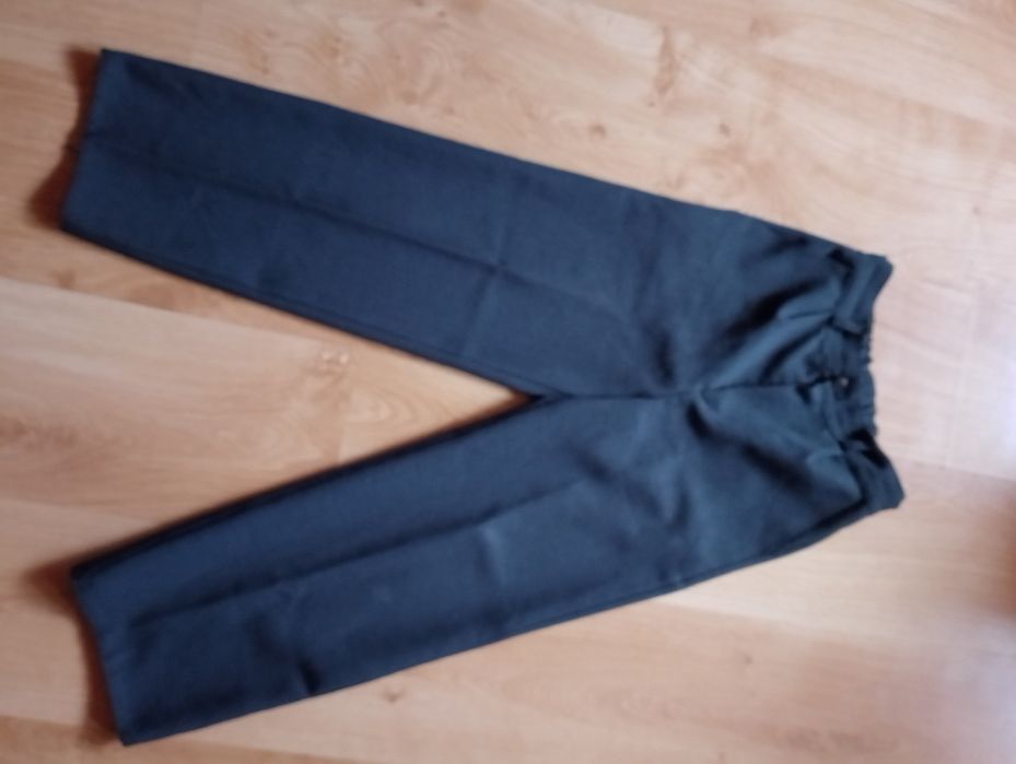 Spodnie wizytowe garniturowe szare r. 134 cm