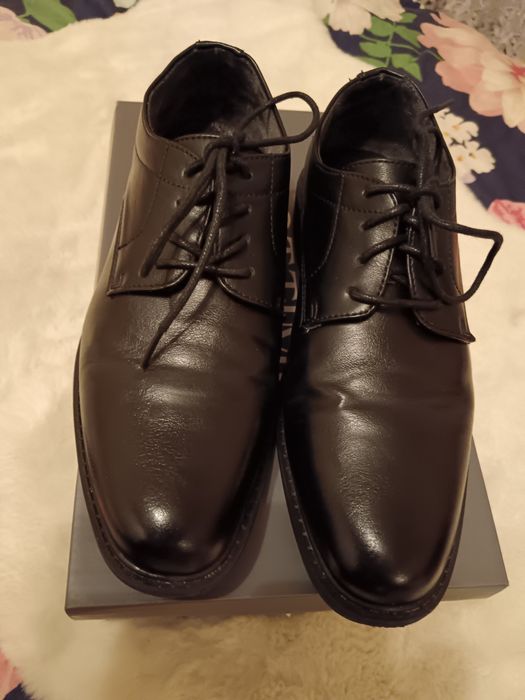 Buty chłopięce wyjściowe rozm 37