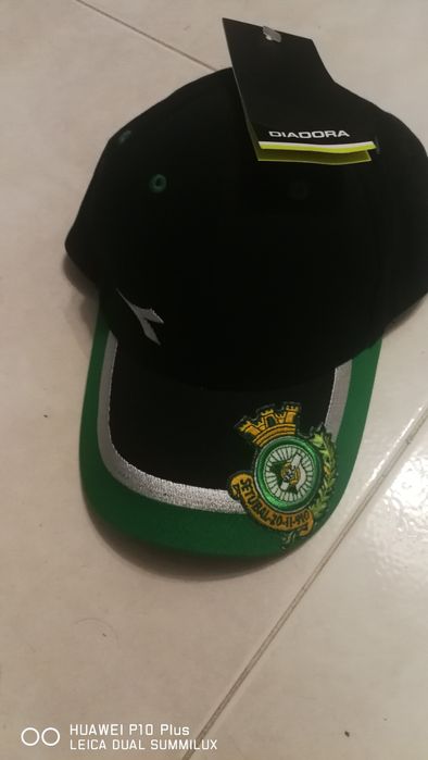 Vendo boné  do Vitória de Setúbal vintage novo