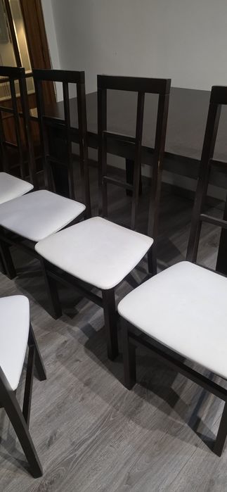 Mesa de jantar com 6 cadeiras