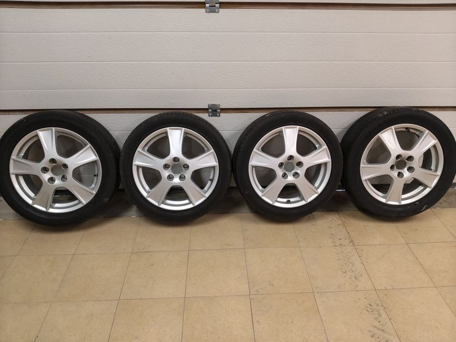Alufelgi 17" ford et 52,5 5x108 świetny stan, bez uszkodzeń