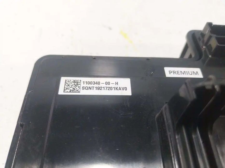 Módulo Eletrônico TESLA MODEL 3 (5YJ3) EV AWD 110034000H