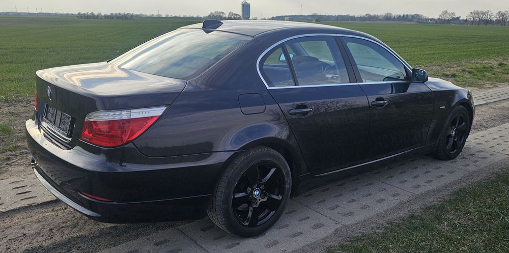 Bmw  e60 2007r 523i