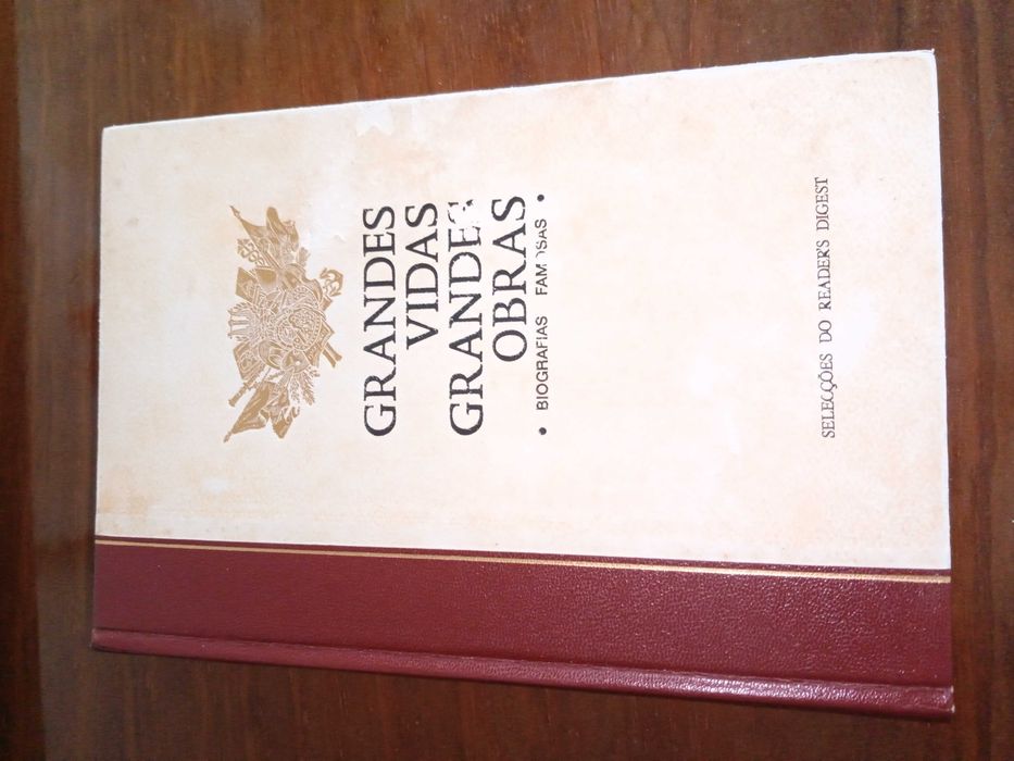 Livros com vários temas