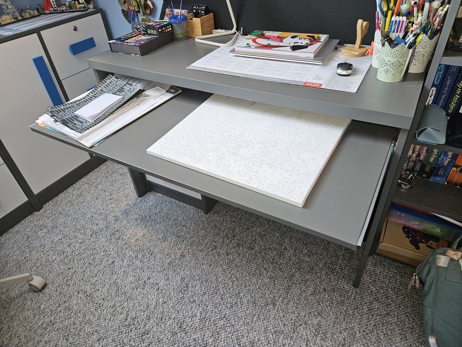 Biurko i kontenerek GIT