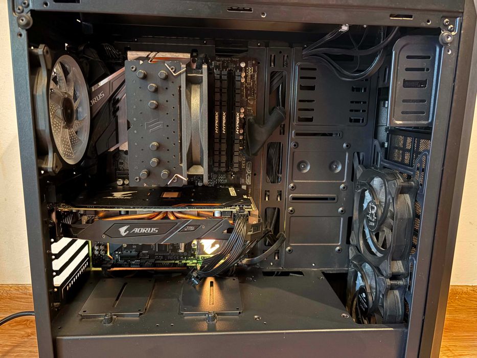 Komputer do gier / nauki | Ryzen 5 1600X | RX 570 4GB | 12GB RAM | SSD+HDD | Win11