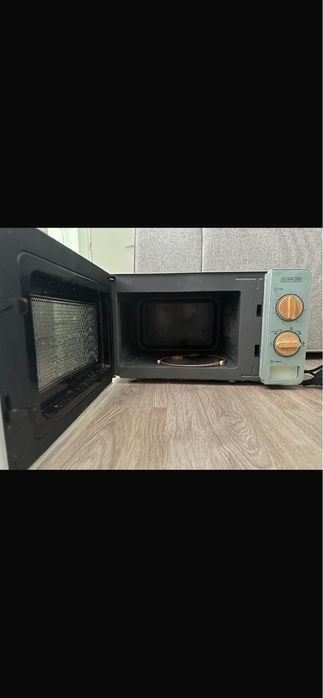 Microondas  verde