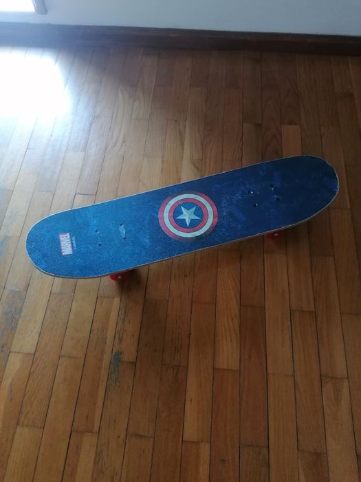 Skteboard criança Marvel