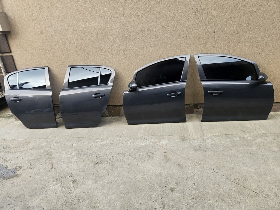 Двері Опель Корса Д Opel Corsa D Двери Дверь Дверка перед зад ліва