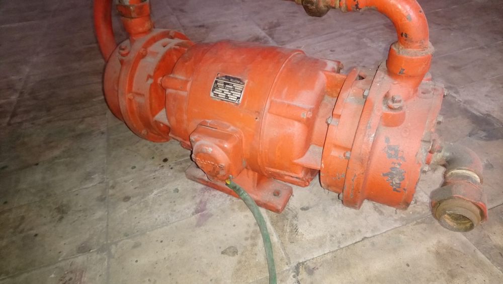 Помпа/Pompa PELLIZZARI пр.Италия,2.6 Квт/2850 об.м.Бочка-емкость,шасси