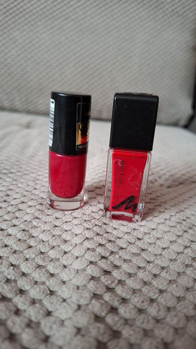 Lakiery do paznokci Manhattan Luxury czerwone