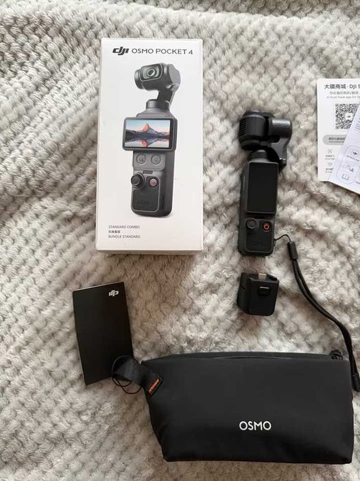 DJI Osmo Pocket 4 Standard Combo