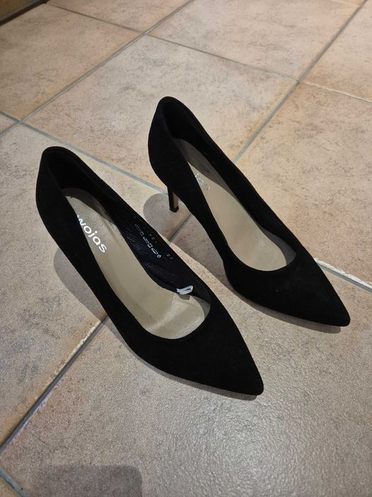 Buty na obcasie marki Wojas rozmiar 37