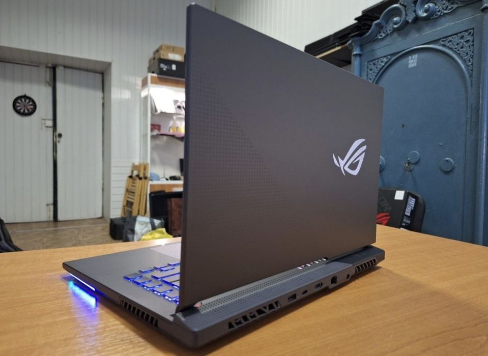 Asus ROG STRIX g15