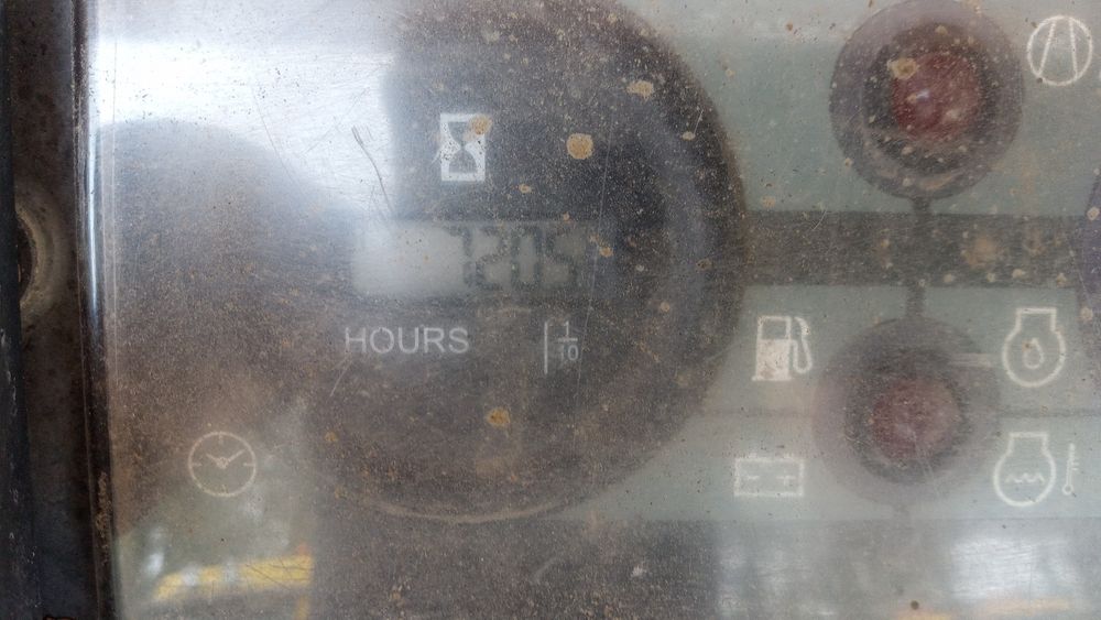 Kompresor śrubowy sprężarka Atlas Copco Xas68 rok 2018