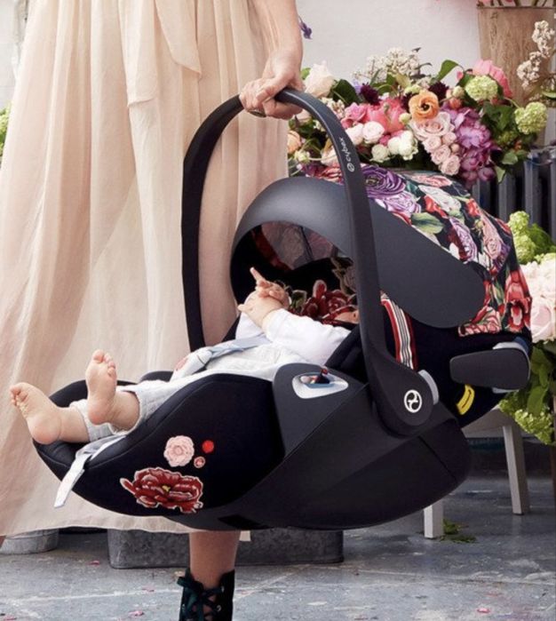 Cybex Cloud Z I-Size Fotelik Samochodowy 0-13 kg Spring Blossom Dark