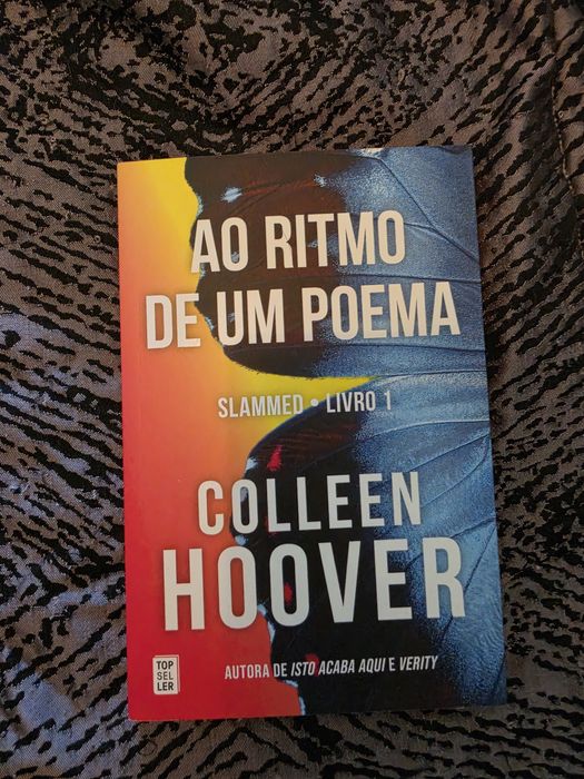 Livro Ao Ritmo de um Poema - Colleen Hoover