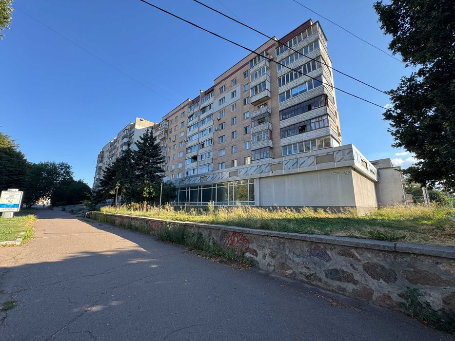 Приміщення по бул. Шевченка біля площі 700-річчя