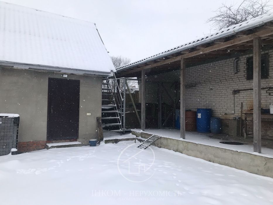 Будинок для родини