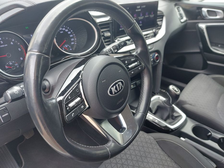 Кia Ceed 2021 рік 1.6 Дизель + Гібрид ( MHEV )
