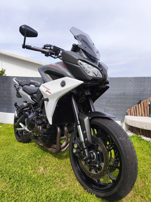 Yamaha tracer 900