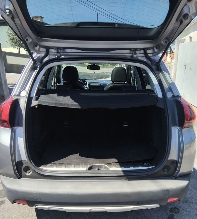 Vendo peugeot 2008 1.2  130 cv de 2019 nacional acidentado salvado