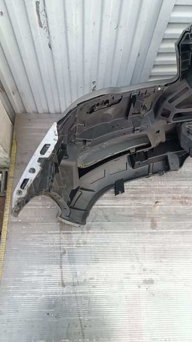 Vendo parachoque de frente Mercedes Benz classe R W251 ano 2017