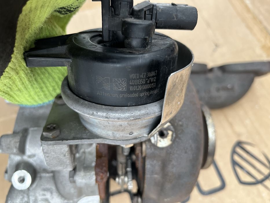 Turbosprężarka Audi Q3 Seat Skoda 04L.253.124A TURBO