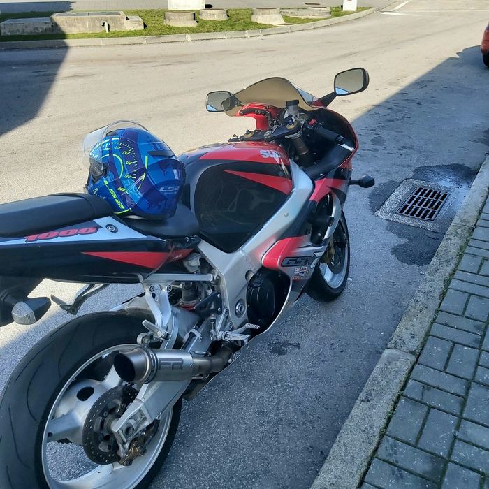 Suzuki gsx r k1...