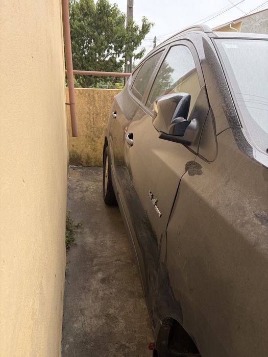 Hyundai IX 35 avariado