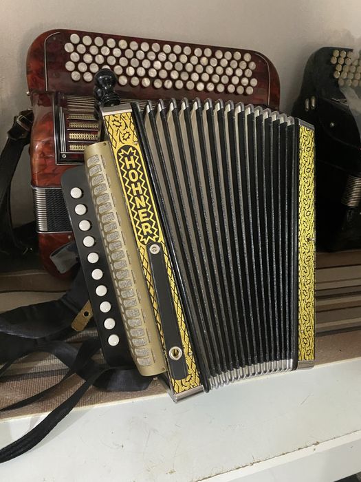 Harmónio Honher Wiemwr 114C