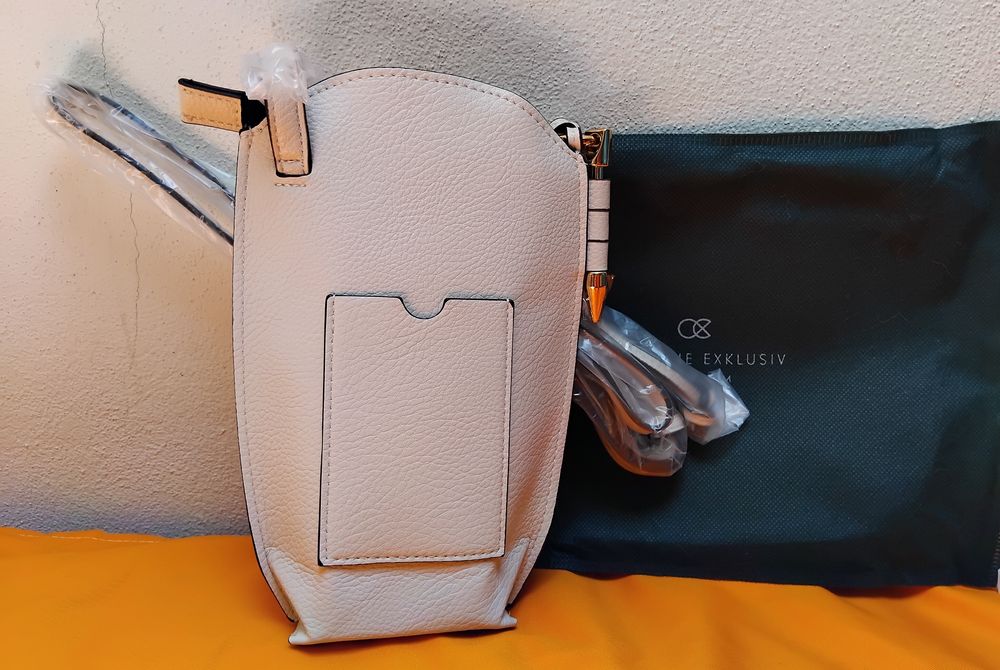 Bolsa Hay Oriflame - NOVA