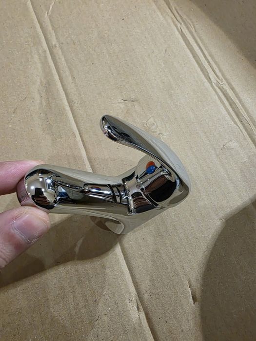 Змішувач для умивальника CORNAT PICCOLO