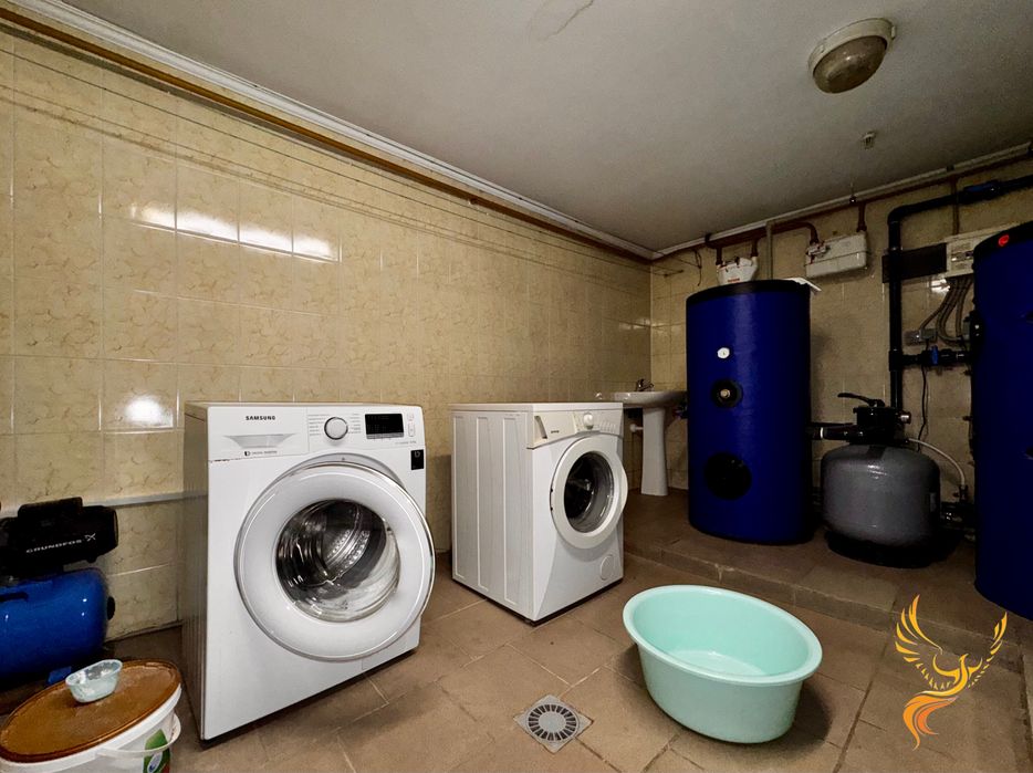 Продається прибутковий готельний комплекс у серці Карпат — м. Яремче!