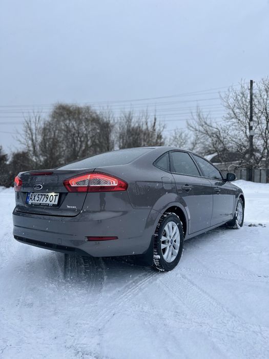 Офіційний Форд Мондео з пробігом 84 тис/км
