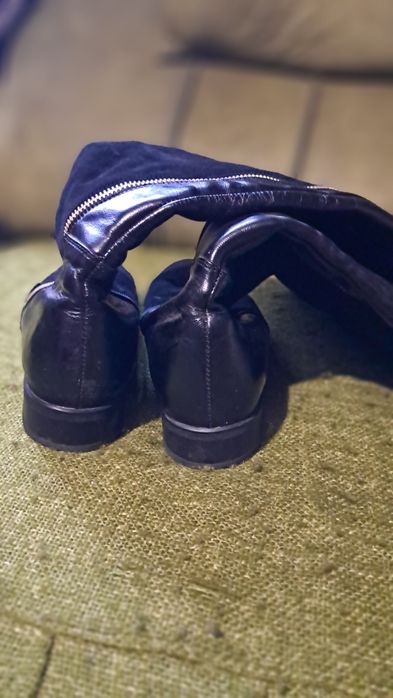 Сапожки розмір 36,5.
