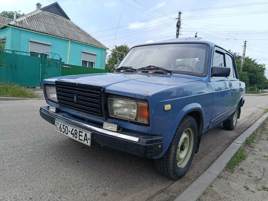 Продам хорошую ваз 2107, возможен пригон, двигатель 1, 5, КПП 5-ст, на полном уверенном ходу