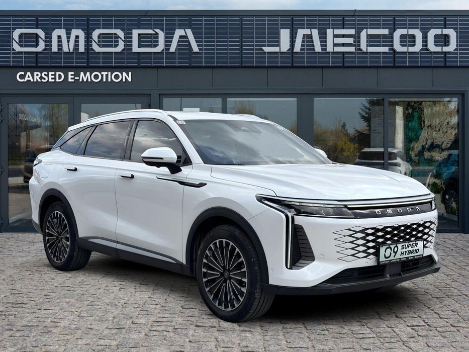 Omoda 9 Omoda 9 Star white, auto demo, czarna tapicerka