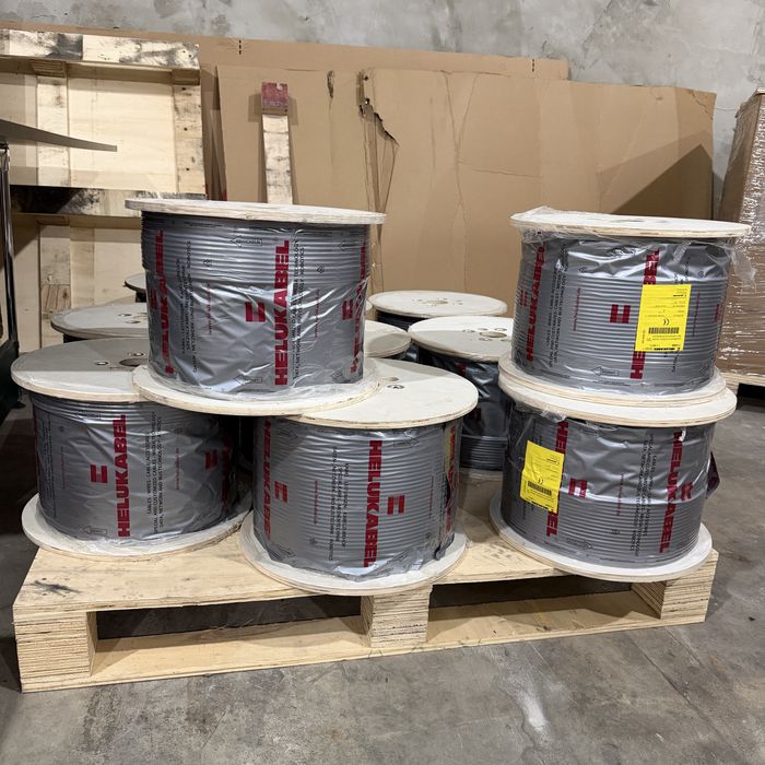 Акумуляторна батарея Deye BOS-G PRO LiFePO4 HV 51.2v 100AH  5,12кВт