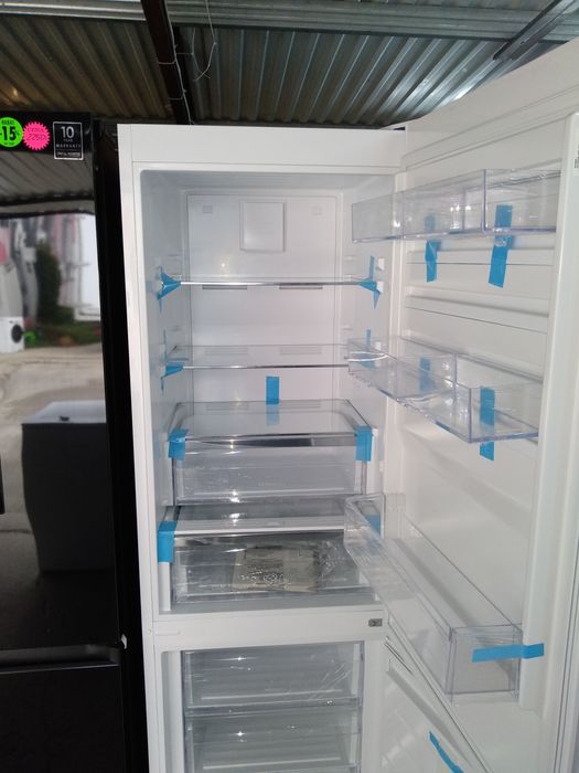 OUTLET Janki ul Wspólna 6 Lodówka Electrolux LNC7ME32W2