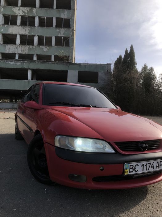 Opel Vectra B у доглянутому стані