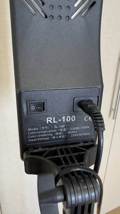Лампа відеосвітло RL-100 з дистанційним управлінням