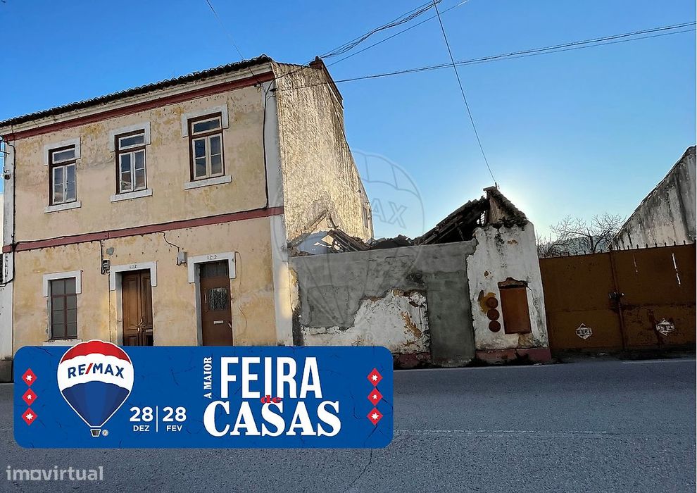 Moradia T0 para venda — São Miguel Do Rio Torto E Rossio Ao Sul Do Tejo, Santarém