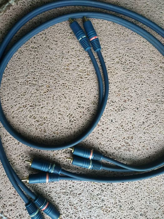 Luxman T-100 L Technics SL-PG420A Межблочные кабеля