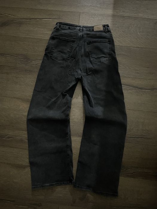 чорні джинси широкі