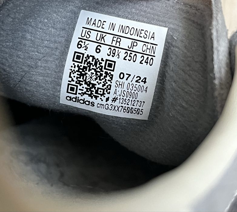 Кросівки adidas spezial