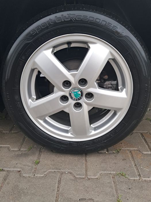Koła aluminiowe 15" Alufelgi Skoda Rapid Fabia – oryginalne felgi + opony (2025)