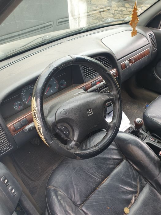 Vendo  o troco por carrinha  pequena