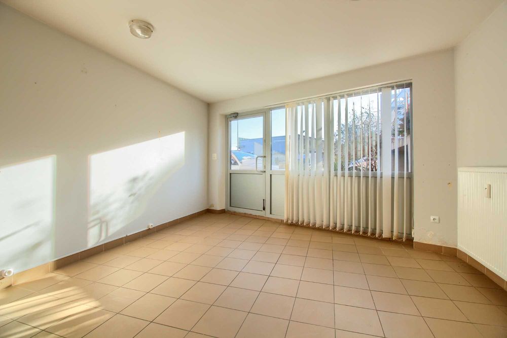 Lokal Handlowo-Usługowy 41m2 - WITRYNA + PARKING