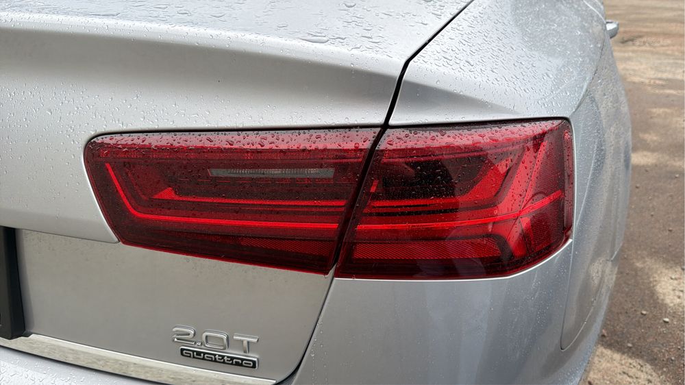 Правий стоп Audi a6